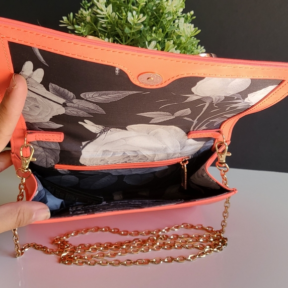 Ted Baker Neon Red-Orange Clutch / Crossbody with Gold Chain - Picture 6 of 6